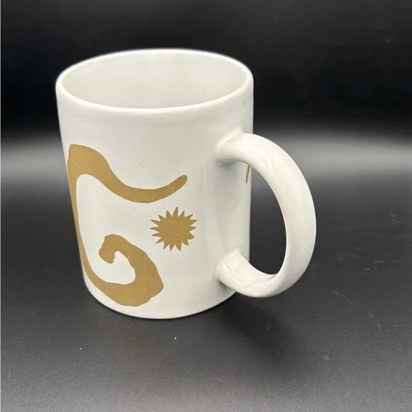 Vintage Oscar de la Renta Ceramic Mug Gold Swirl Sunburst Coffee Cup 12oz EUC - Picture 3 of 11
